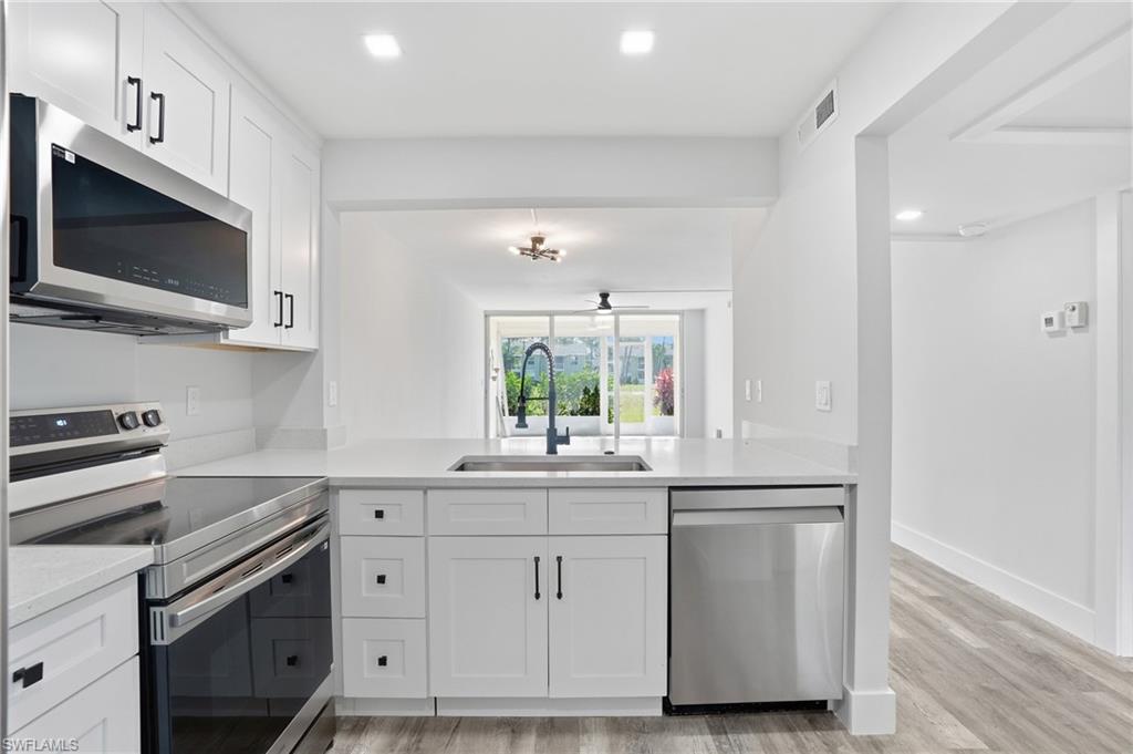 FOREST LAKES - Residential