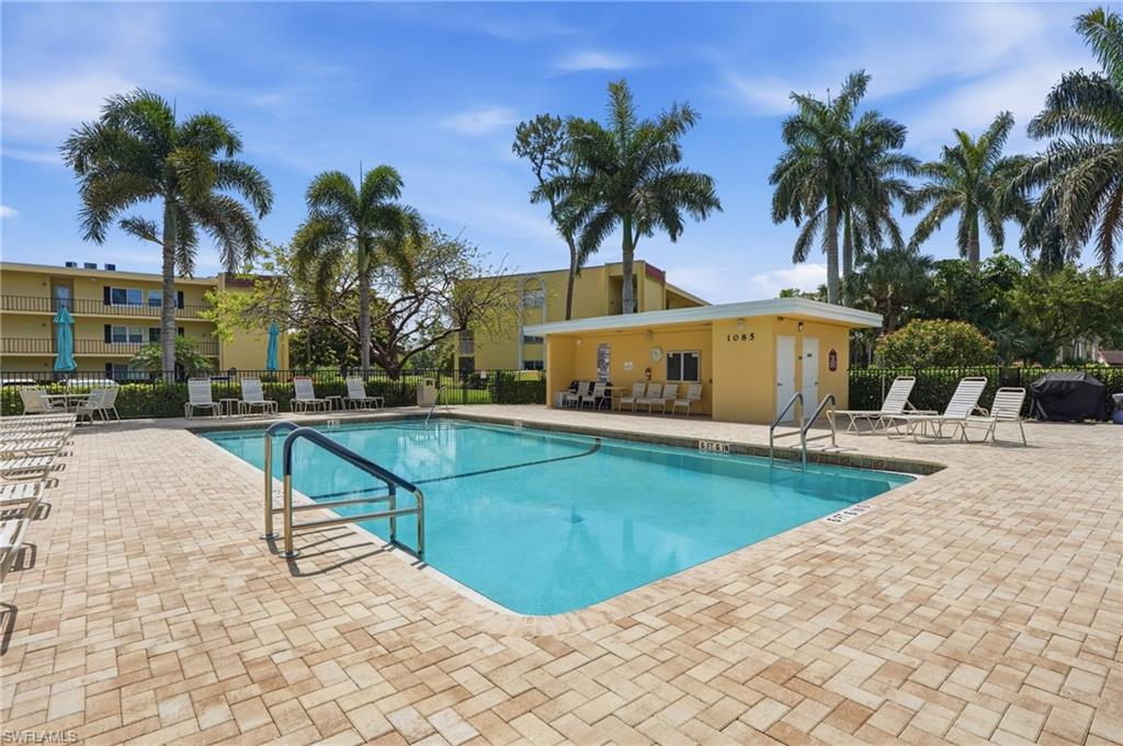 FOREST LAKES - Residential