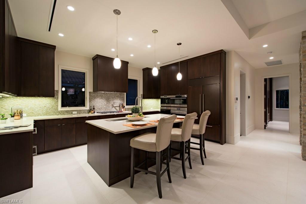 MOORINGS - Residential