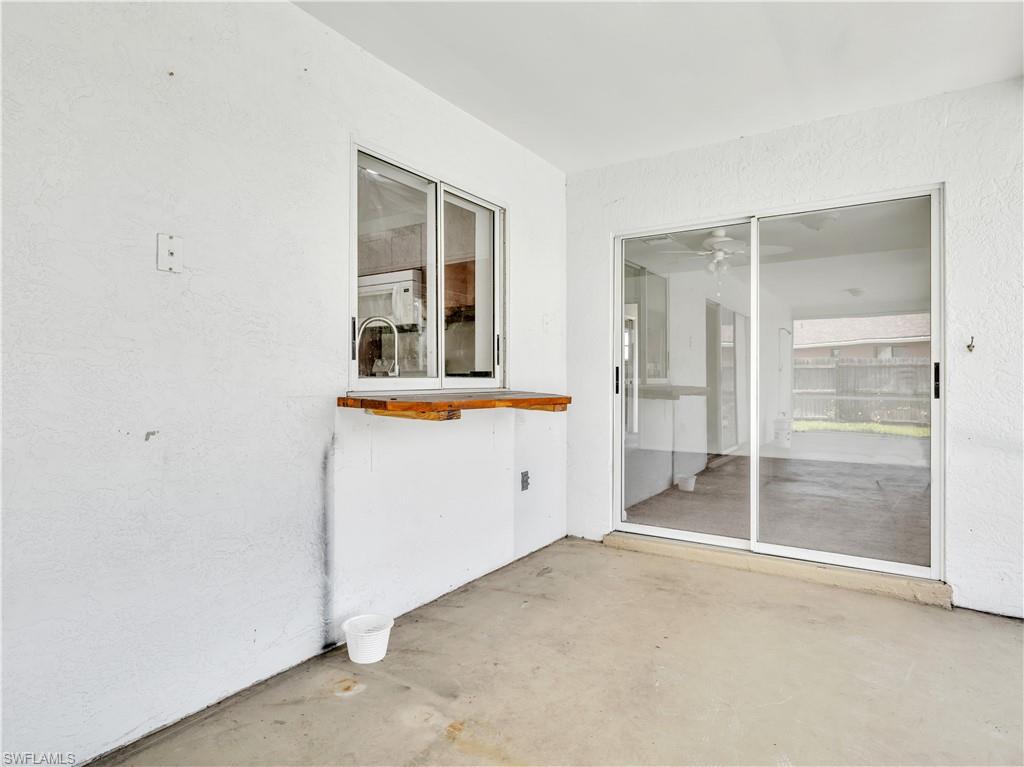 CAPE CORAL - Residential Lease