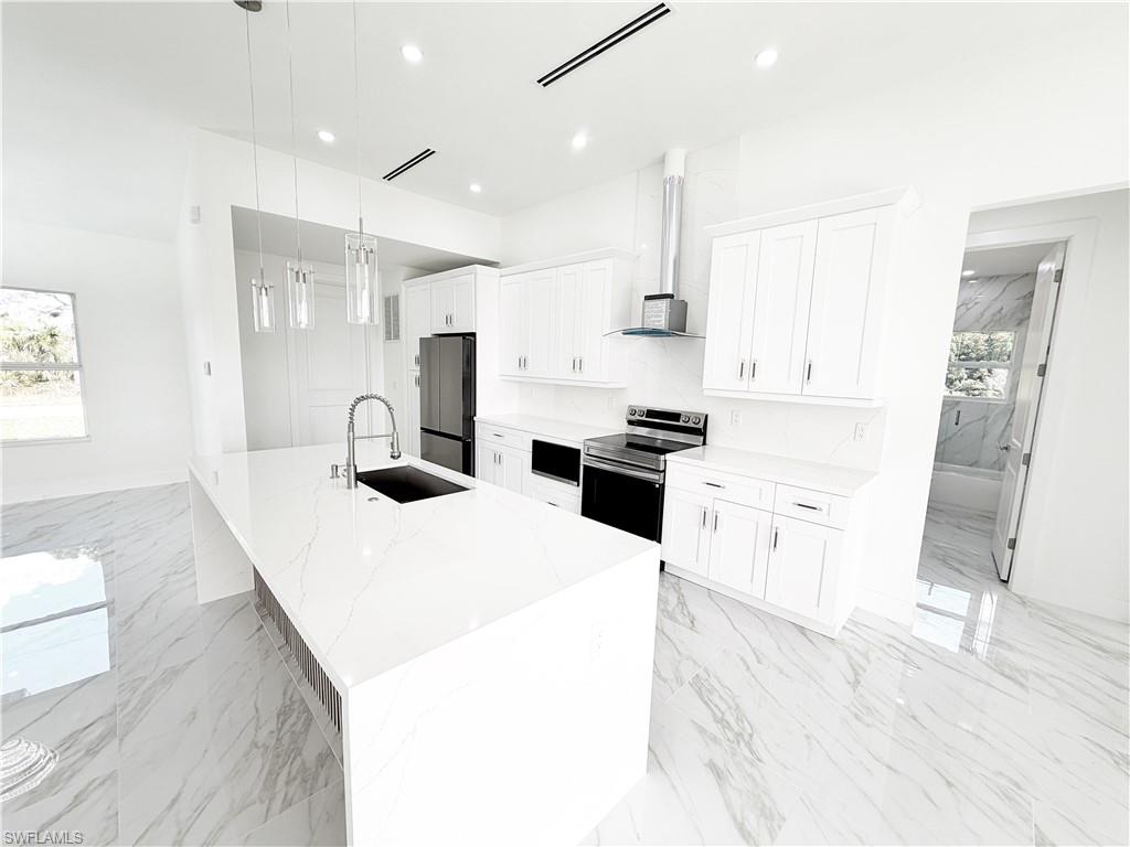 LEHIGH ACRES - Residential Lease