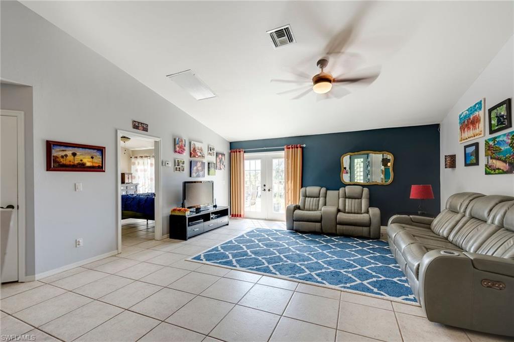 GOLDEN GATE ESTATES - Residential