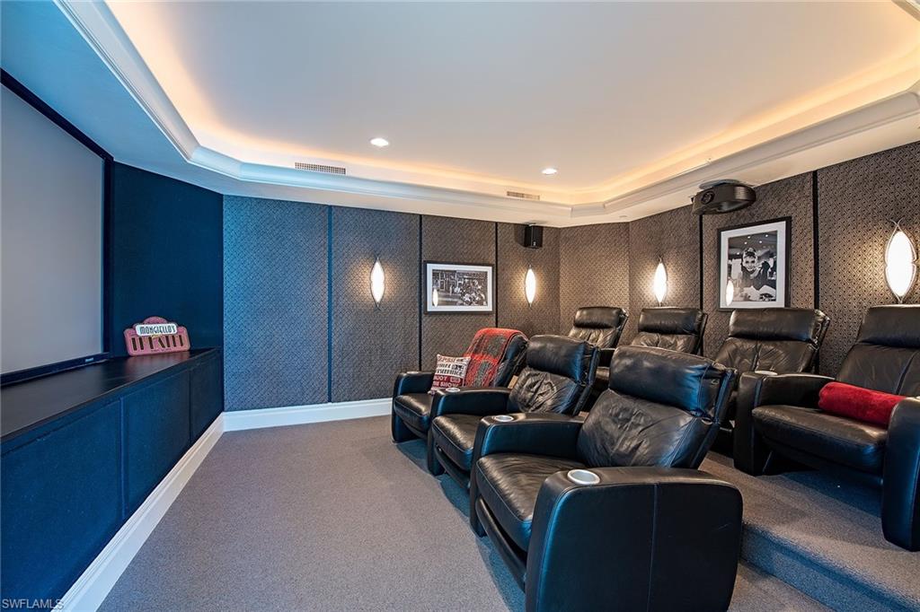 REGENT - Residential