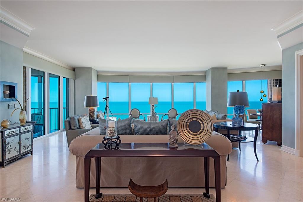 REGENT - Residential