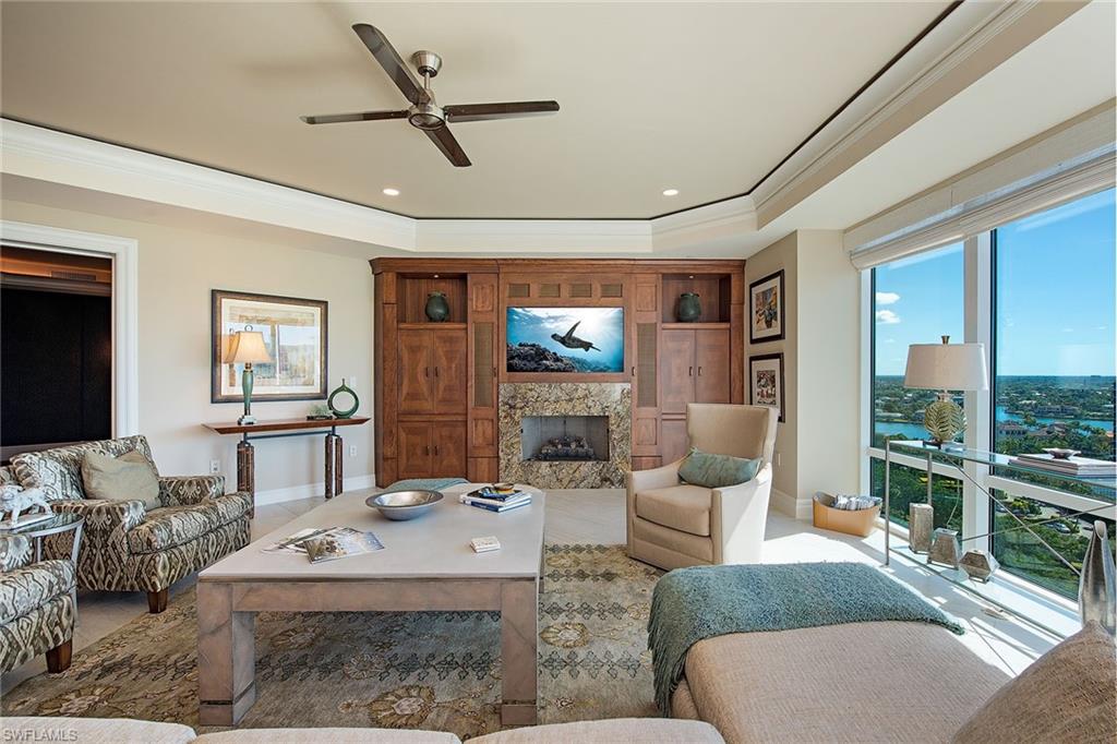 REGENT - Residential