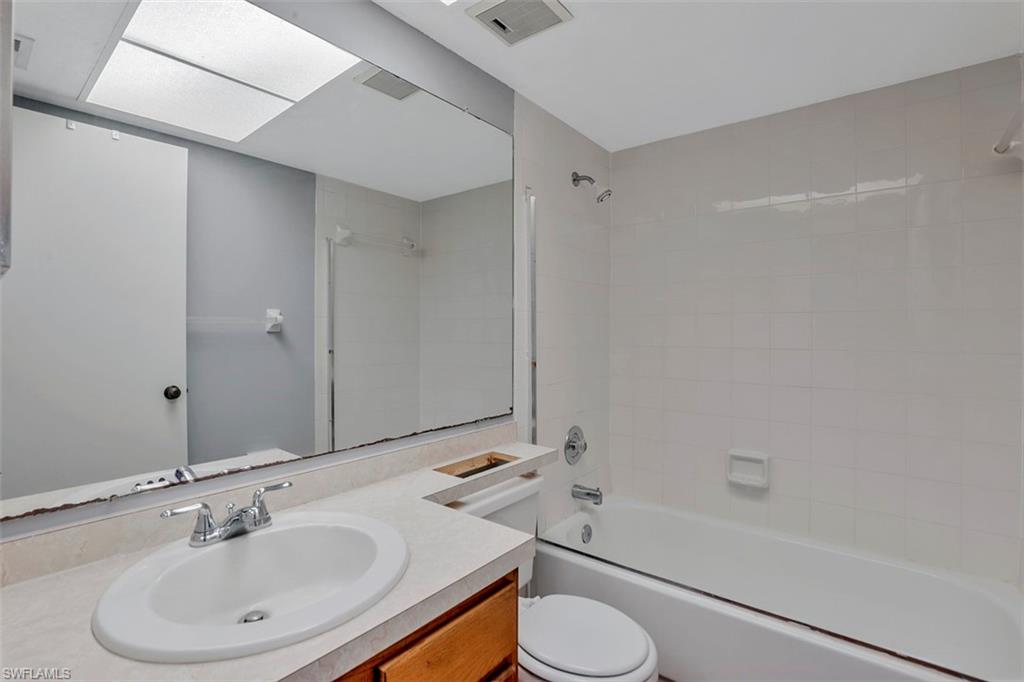 CLUB AT CRYSTAL LAKE CONDOMINIUM - Residential