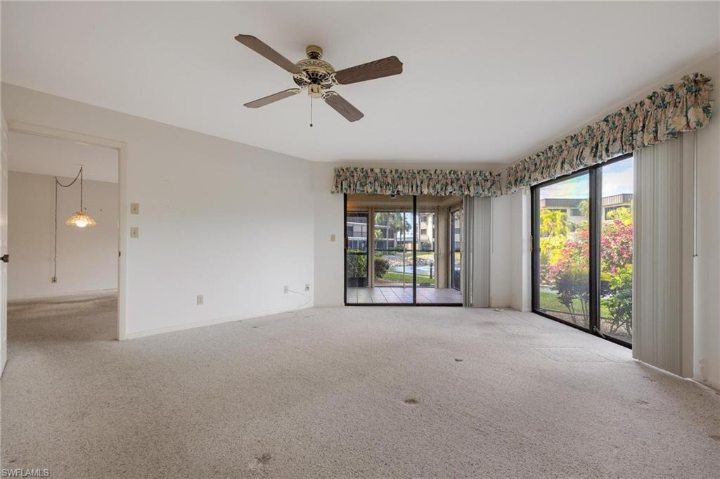 CYPRESS CONDO - Residential