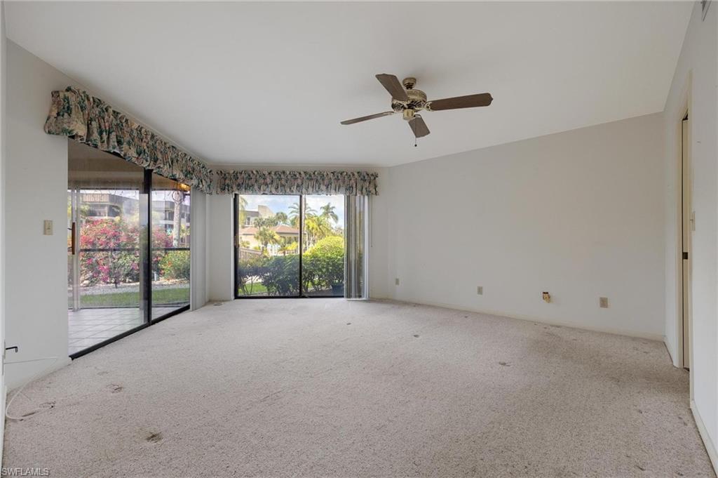 CYPRESS CONDO - Residential