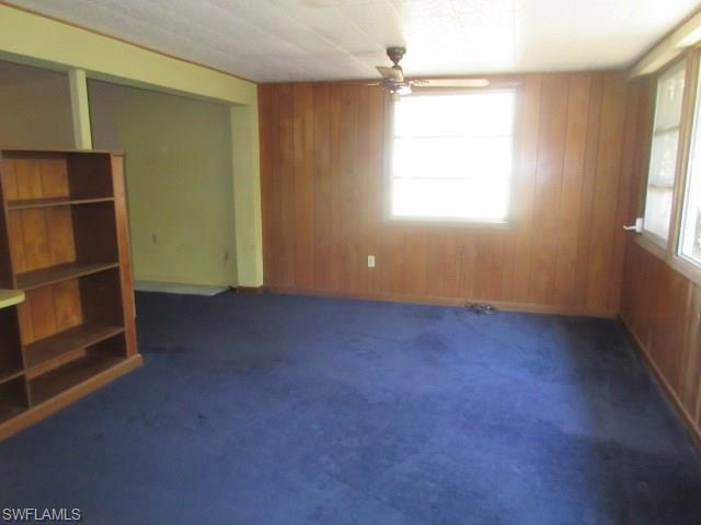 SUBURBIA - Residential