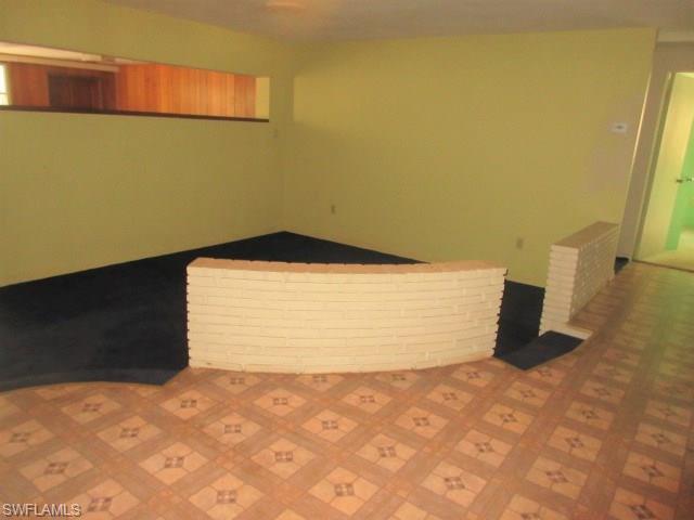 SUBURBIA - Residential