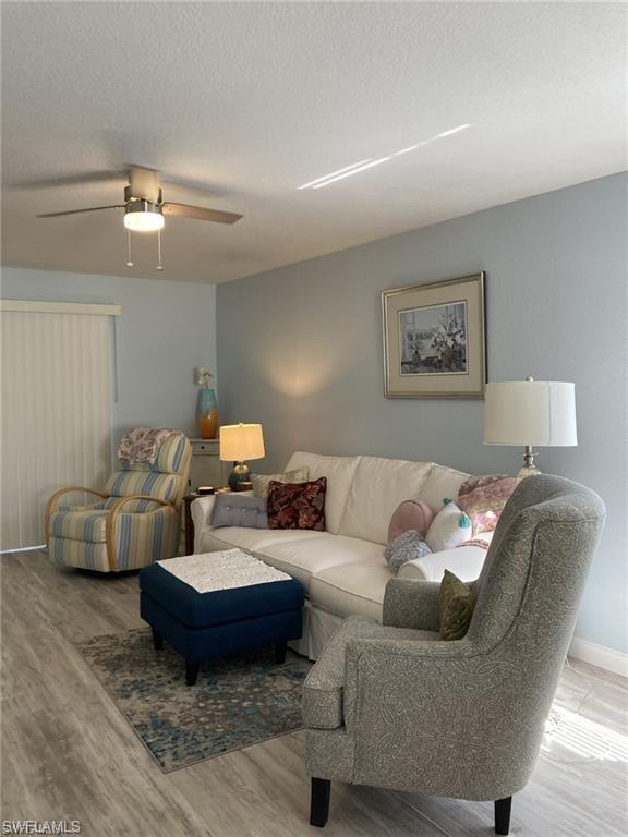 MANOR - Residential Lease