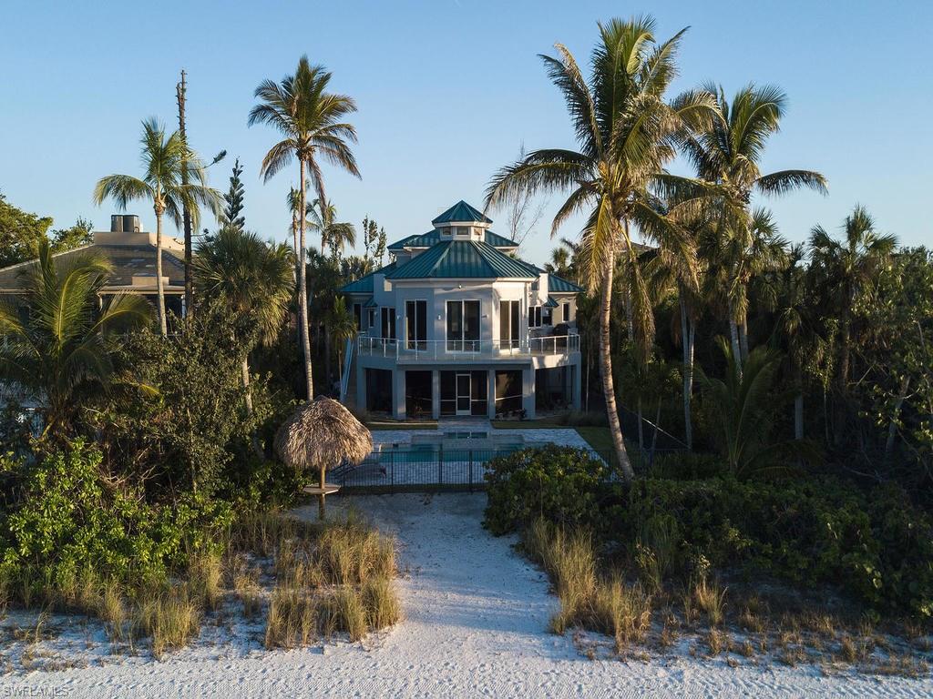 HIDEAWAY BEACH - Residential