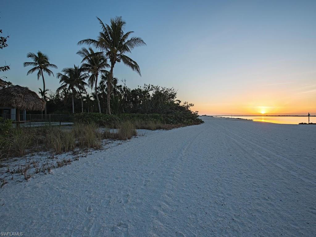 HIDEAWAY BEACH - Residential