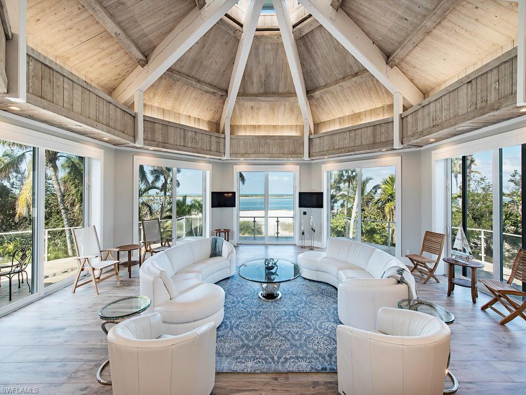 HIDEAWAY BEACH - Residential