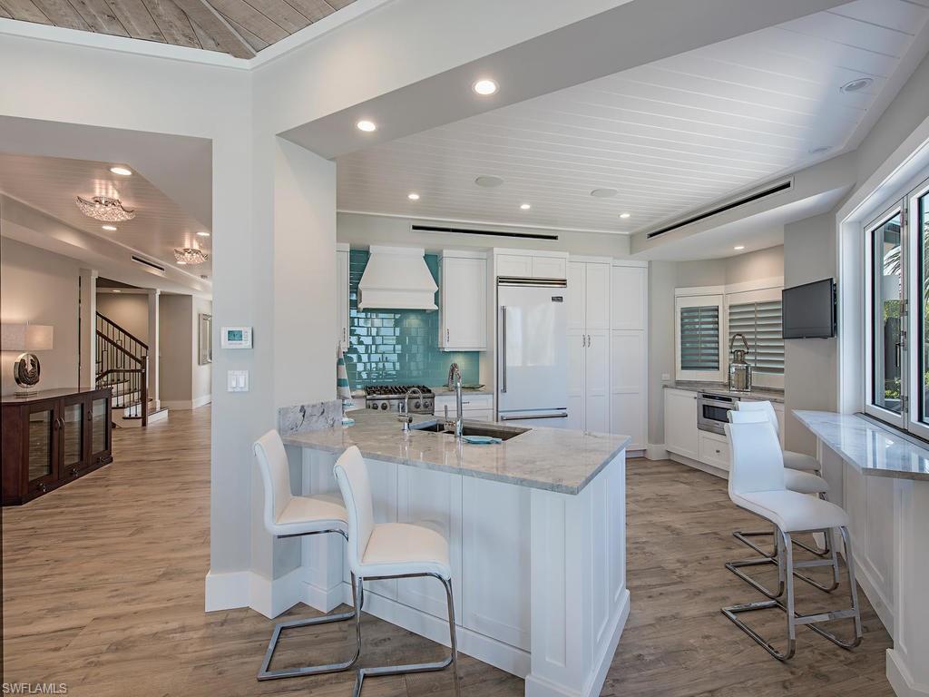 HIDEAWAY BEACH - Residential