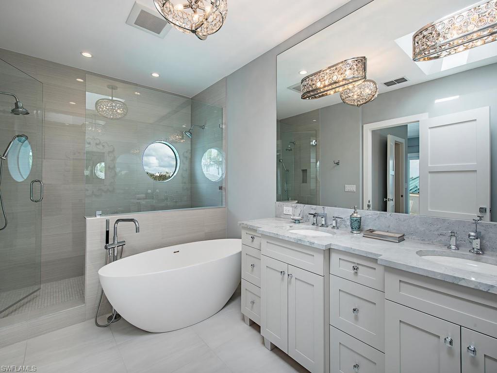 HIDEAWAY BEACH - Residential