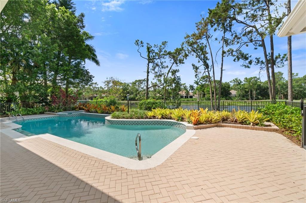 ESTATES AT GREY OAKS - Residential