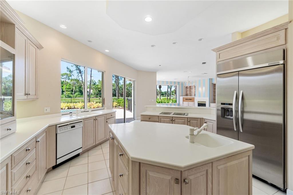 ESTATES AT GREY OAKS - Residential