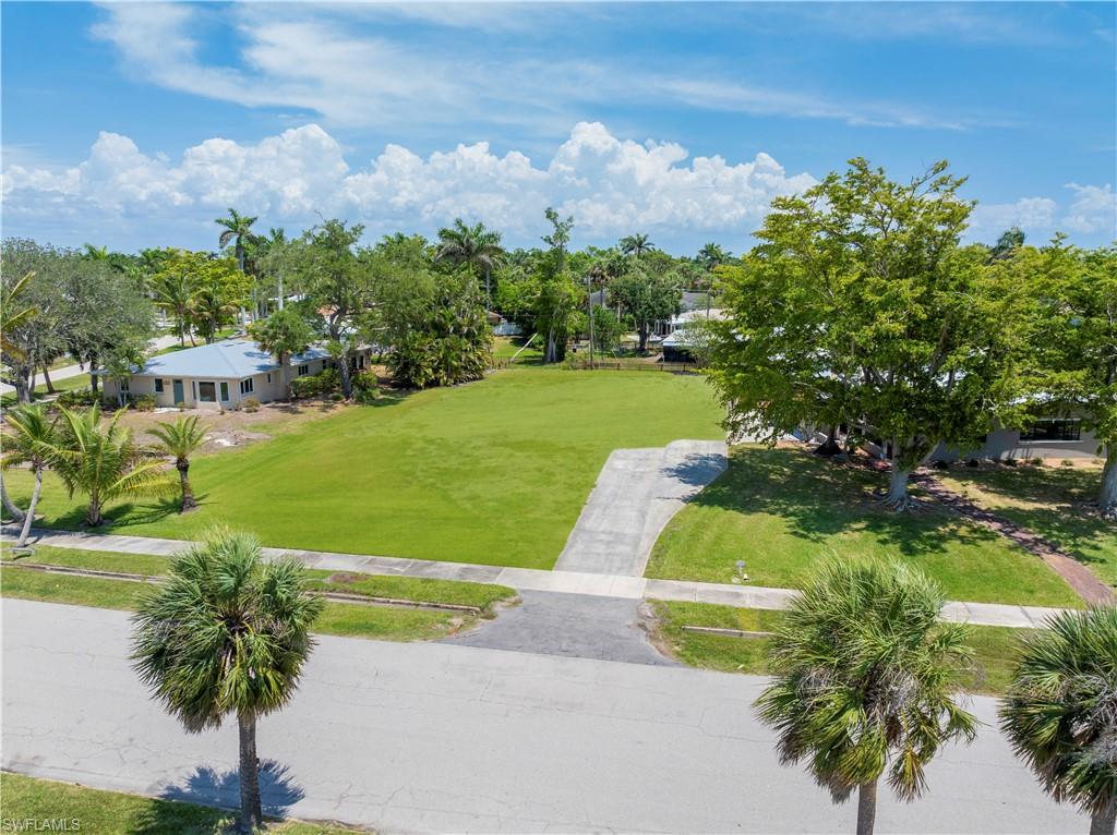 TWIN PALM ESTATES - Land