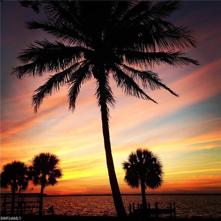 TWIN PALM ESTATES - Land