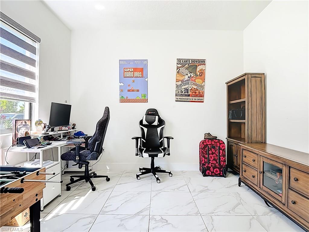 MAPLE RIDGE - Residential