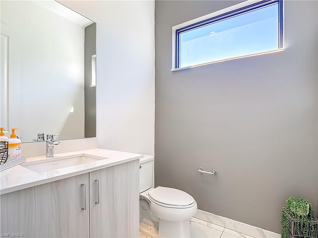 MAPLE RIDGE - Residential