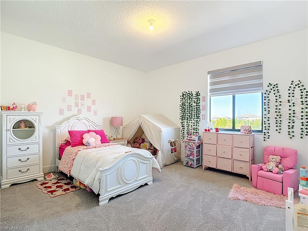 MAPLE RIDGE - Residential