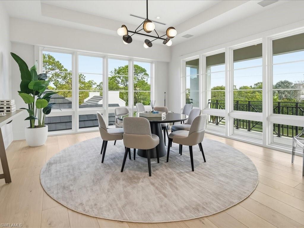 PINE RIDGE - Residential