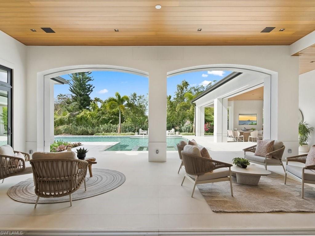 PINE RIDGE - Residential