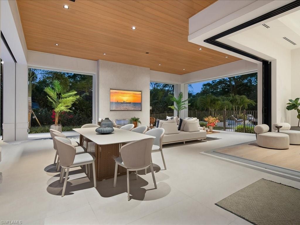 PINE RIDGE - Residential