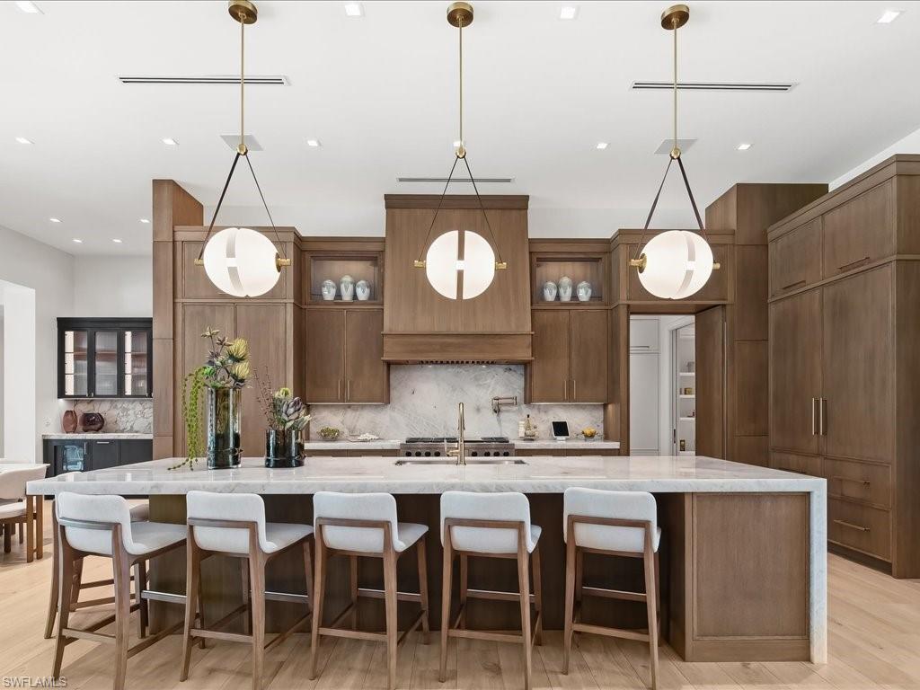 PINE RIDGE - Residential