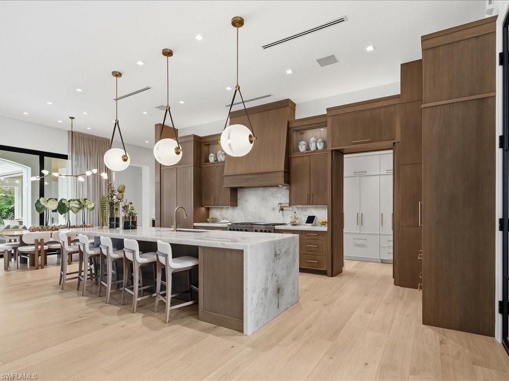 PINE RIDGE - Residential