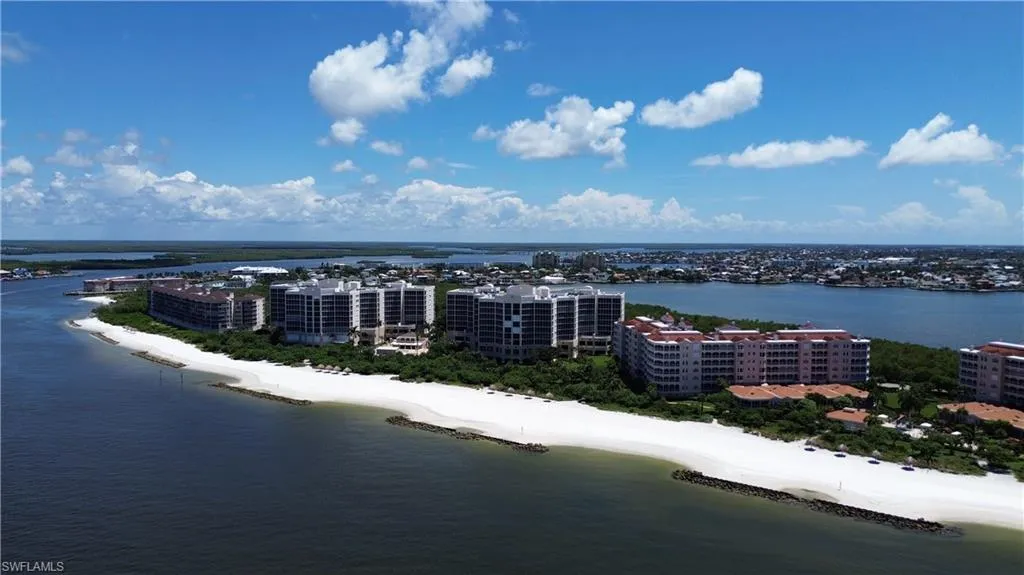Marco Island, Florida 34145, United States, 3 Bedrooms Bedrooms, ,3 BathroomsBathrooms,Residential,Active,62648