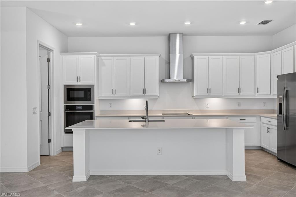 SANDY KEY - Residential