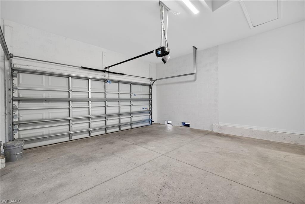 SANDY KEY - Residential