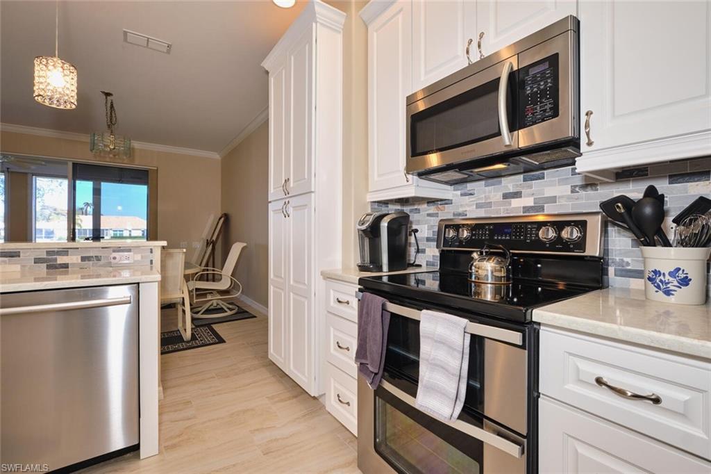 SOMMERSET VILLAS - Residential