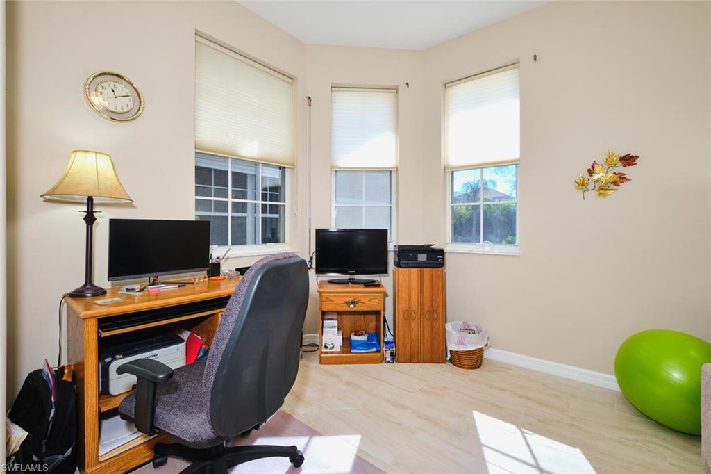 SOMMERSET VILLAS - Residential