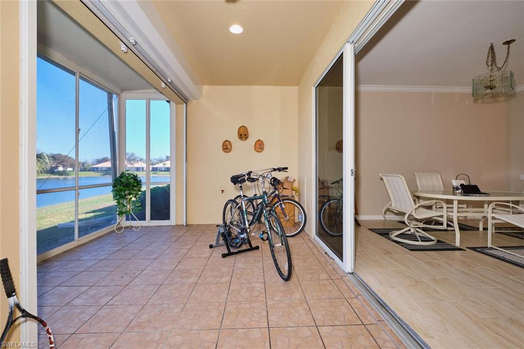 SOMMERSET VILLAS - Residential