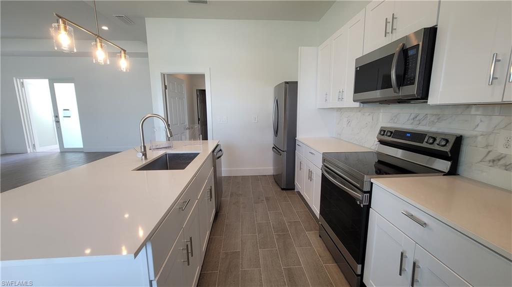 CAPE CORAL - Residential Lease