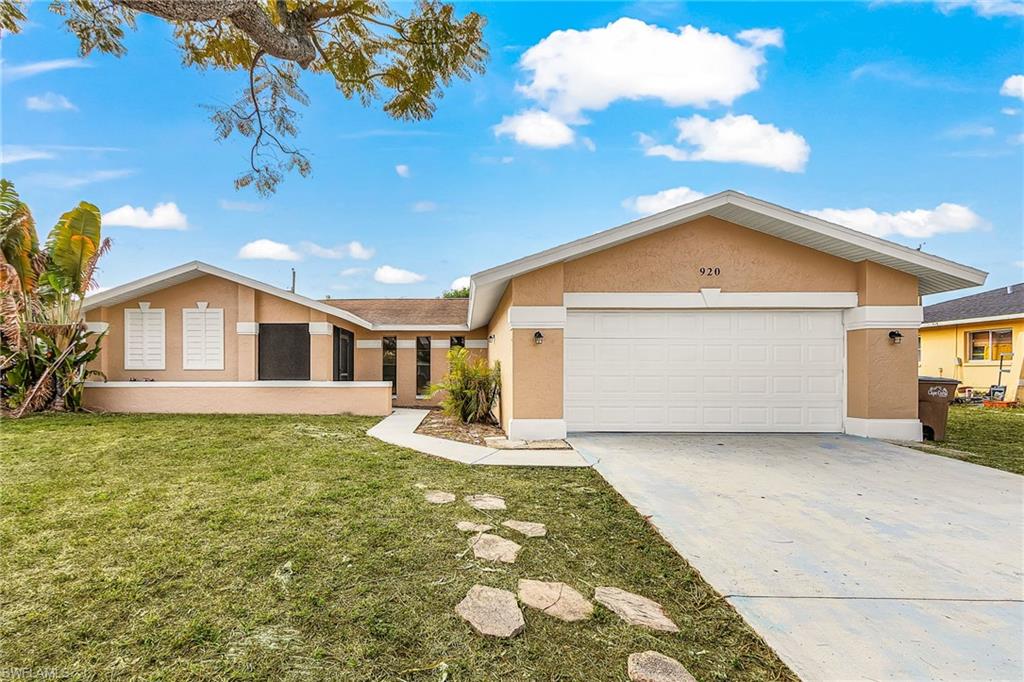 CAPE CORAL - Residential