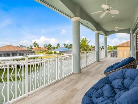 A home in MARCO ISLAND