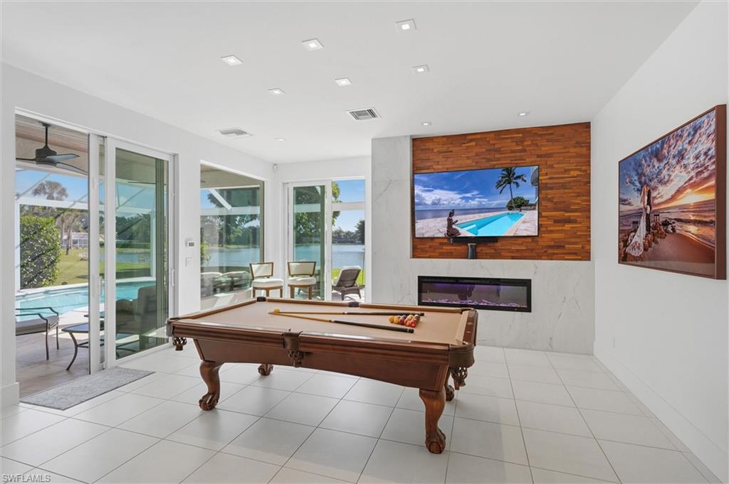 BERKSHIRE LAKES - Residential