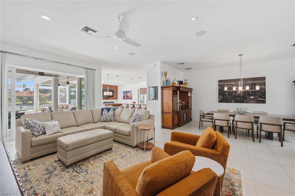 BERKSHIRE LAKES - Residential