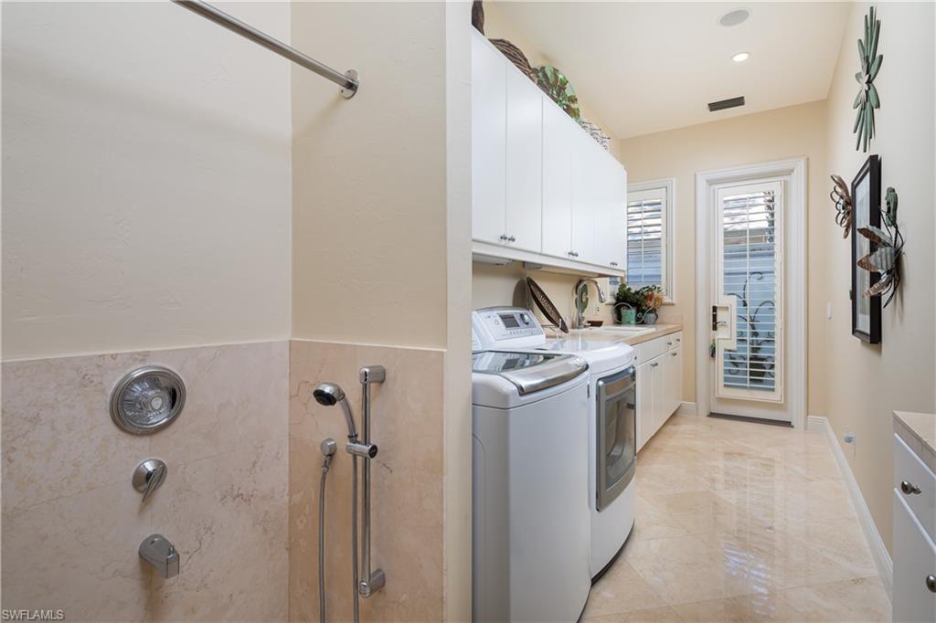 COLLIERS RESERVE - Residential