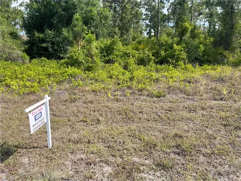 1112 Colonial St E, Lehigh Acres, FL 33974 - #: 224040135