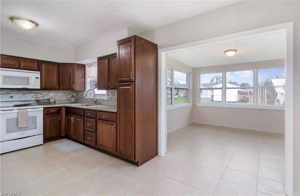 FORT MYERS SHORES - Residential Lease