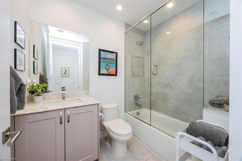 ELEVEN ELEVEN CENTRAL - Residential Lease