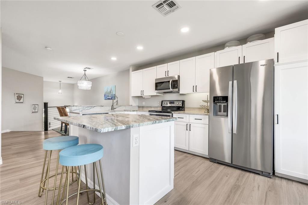 OAKWOOD VILLAS - Residential