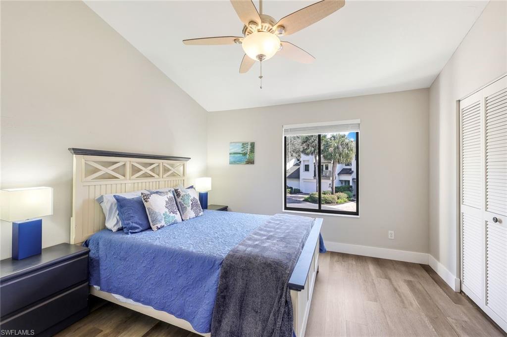 OAKWOOD VILLAS - Residential