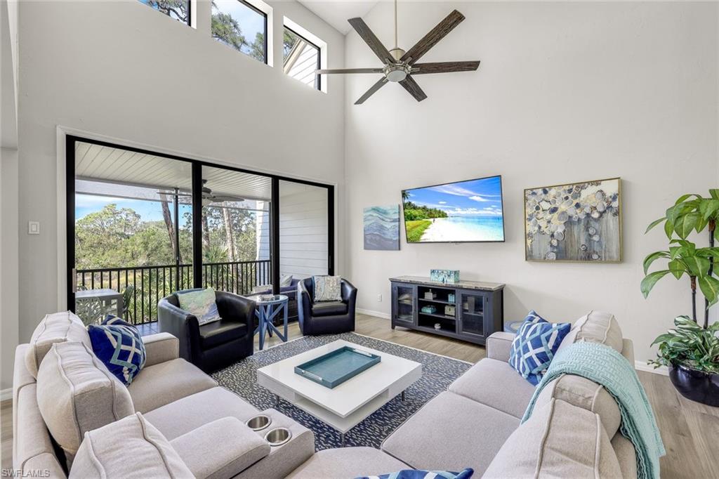 OAKWOOD VILLAS - Residential